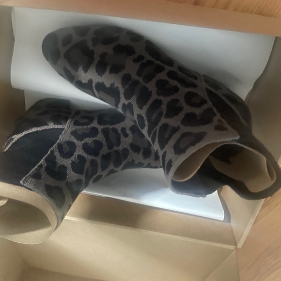 Rothy's - The Classic Boot - Cool Cat size 7.5 - Picture 2 of 6